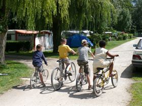 Camping Car Park de Mon Village Souppes sur Loing